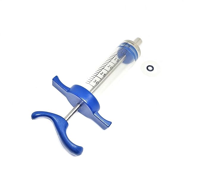 Oral Feeding Syringe with Luer Lock for Veterinary Use